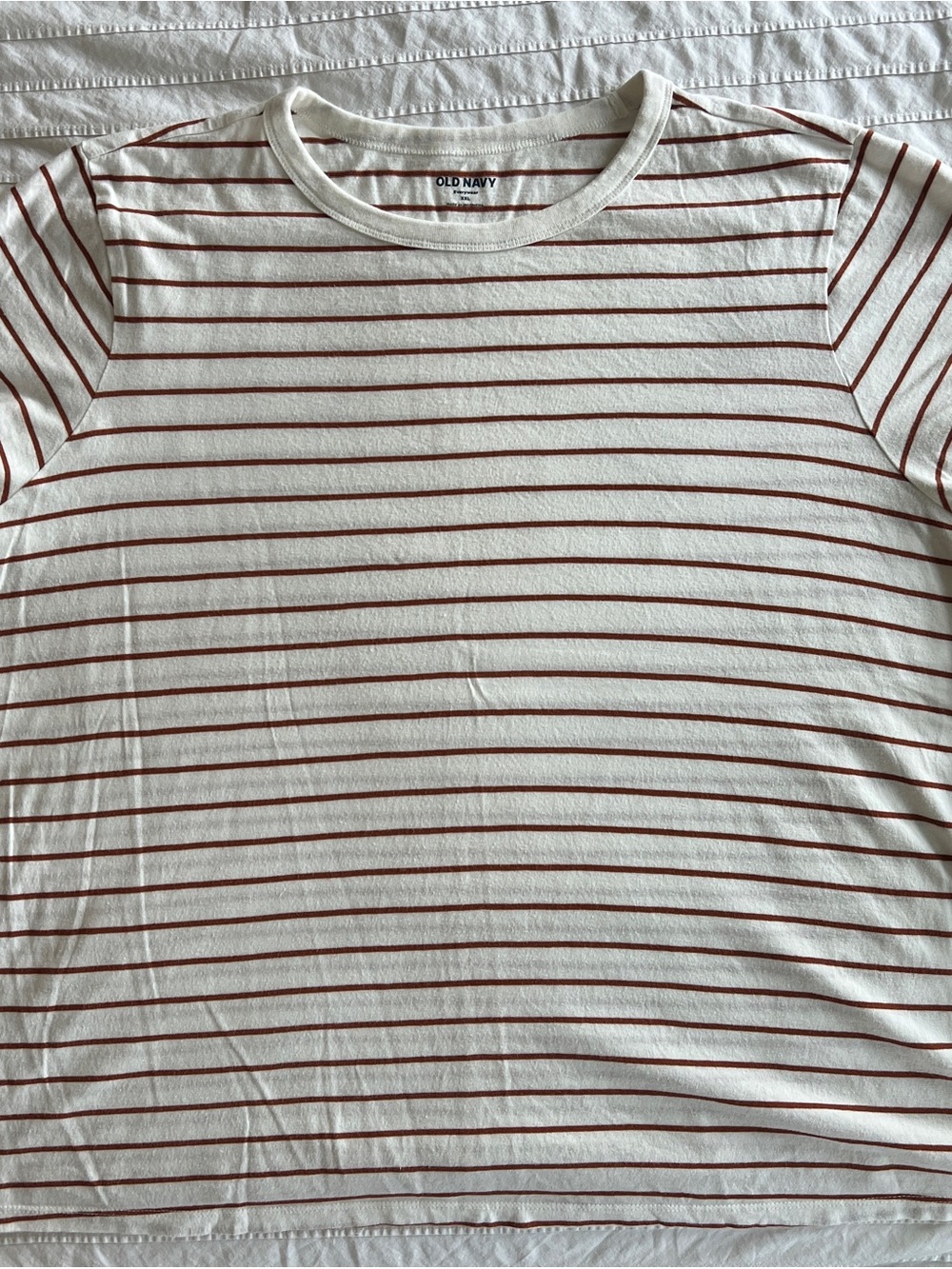 Old Navy Tees white with Rust Stripes & light gray - Short Sleeve Crew Neck